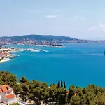 Lejlighed Two-bedroom In Trogir