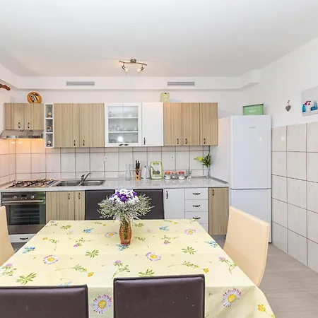 Two-bedroom In * Trogir